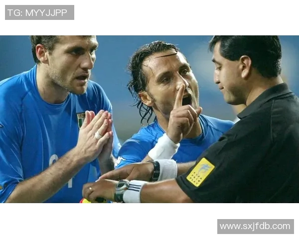 足球传奇人物全景回顾 球星荣耀与足坛风云的完美结合